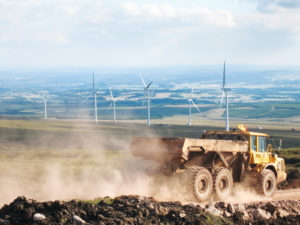 Mechanically stabilized roadways over peat soils at the Braes of Doune Wind Farm in Scotland. Photo: Tensar International